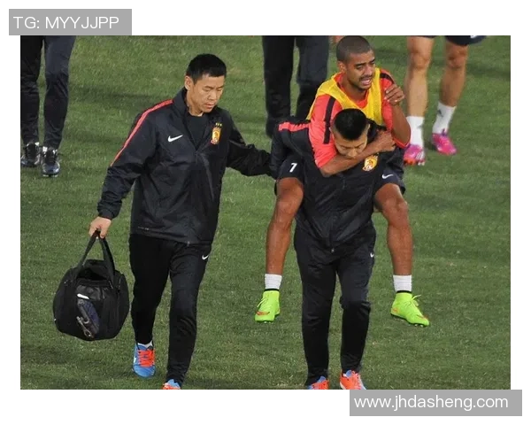 日本媒体视角下中国足球球星的成长与挑战分析 日本媒体视角下中国足球球星的成长与挑战分析