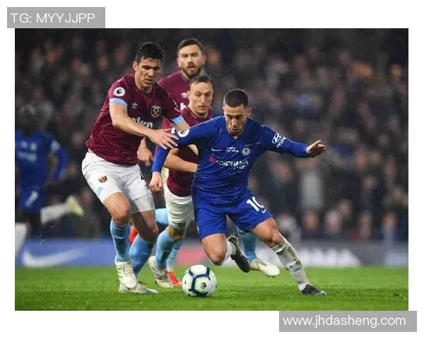 未退役百大足球明星现状盘点 揭示未来之星与足坛传奇的交替 未退役百大足球明星现状盘点 揭示未来之星与足坛传奇的交替